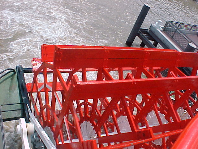 pic18003.jpg (91 KB)