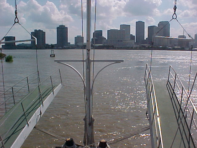 pic18074.jpg (69 KB)